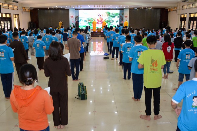 Khóa tu thanh thiếu niên