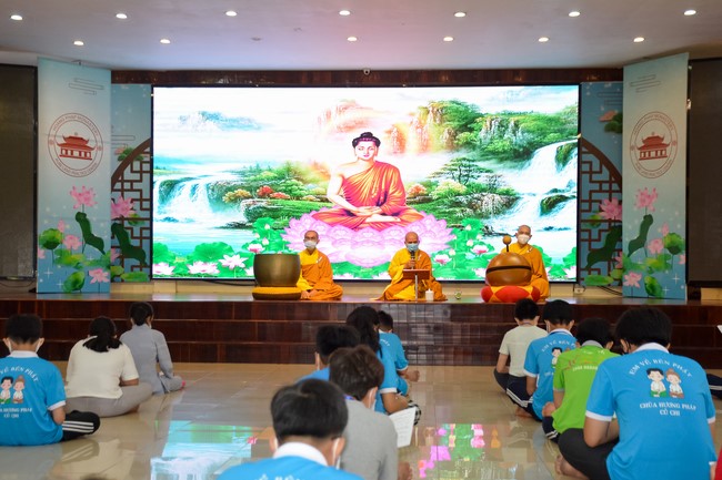 Khóa tu thanh thiếu niên