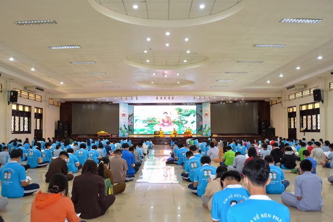 Khóa tu thanh thiếu niên