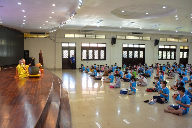 Khóa tu thanh thiếu niên