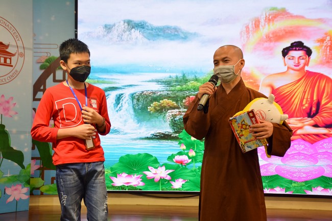 Khóa tu thanh thiếu niên