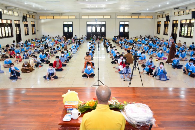 Khóa tu thanh thiếu niên