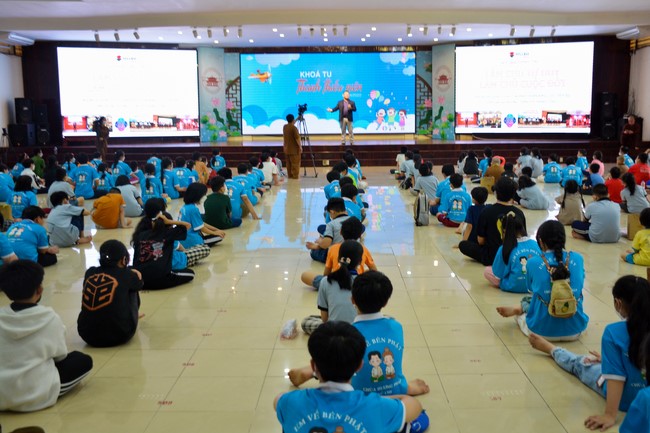 Khóa tu thanh thiếu niên