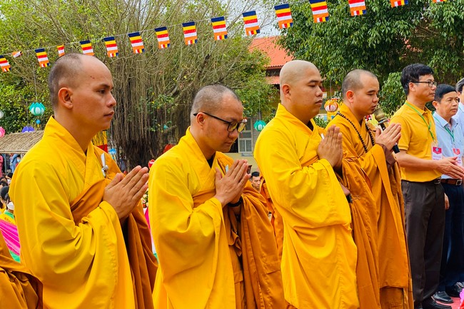 The Buddha’s birthday celebration at Dong Cao pagoda