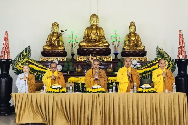The Buddha’s birthday celebration at Dong Cao pagoda