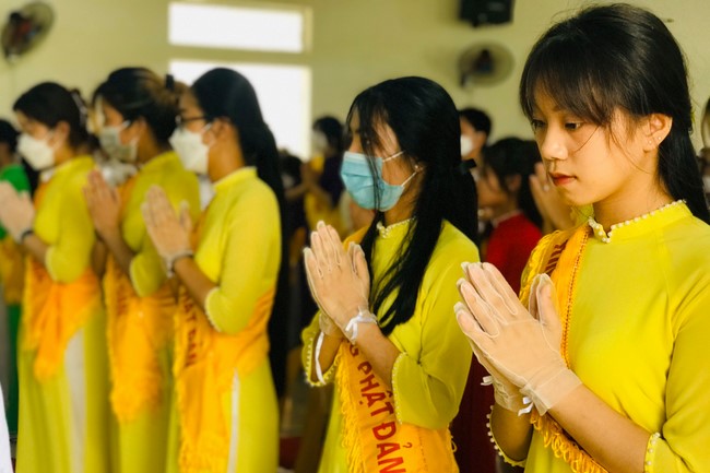 The Buddha’s birthday celebration at Dong Cao pagoda