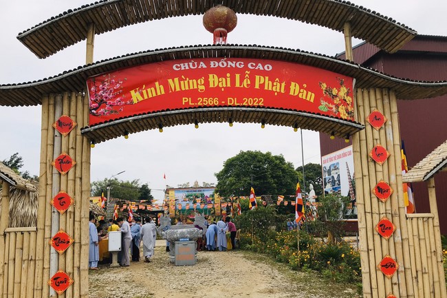 The Buddha’s birthday celebration at Dong Cao pagoda
