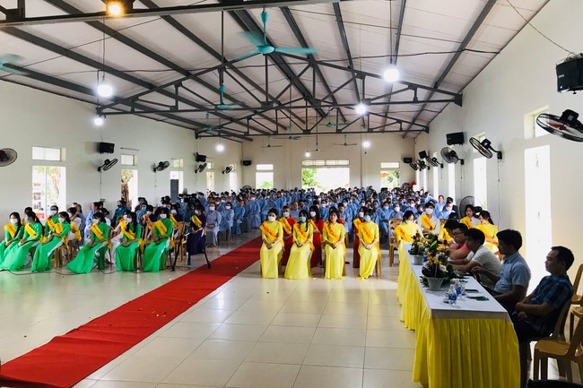 The Buddha’s birthday celebration at Dong Cao pagoda