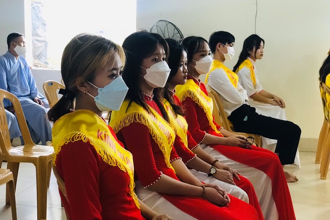 The Buddha’s birthday celebration at Dong Cao pagoda