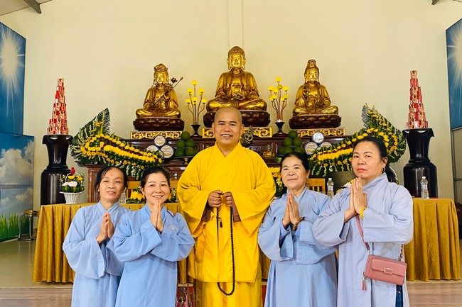 The Buddha’s birthday celebration at Dong Cao pagoda