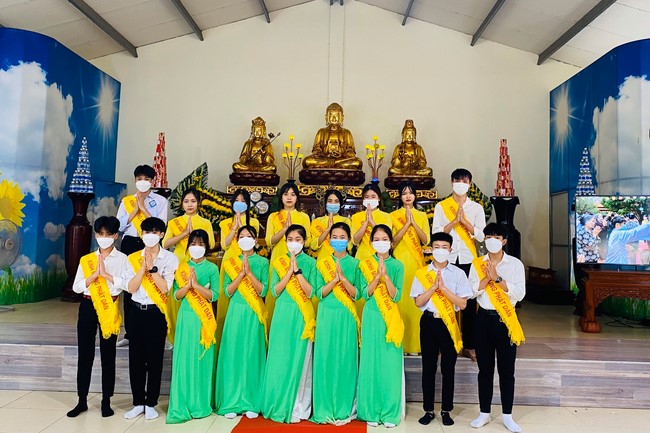 The Buddha’s birthday celebration at Dong Cao pagoda