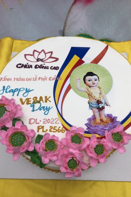 The Buddha’s birthday celebration at Dong Cao pagoda