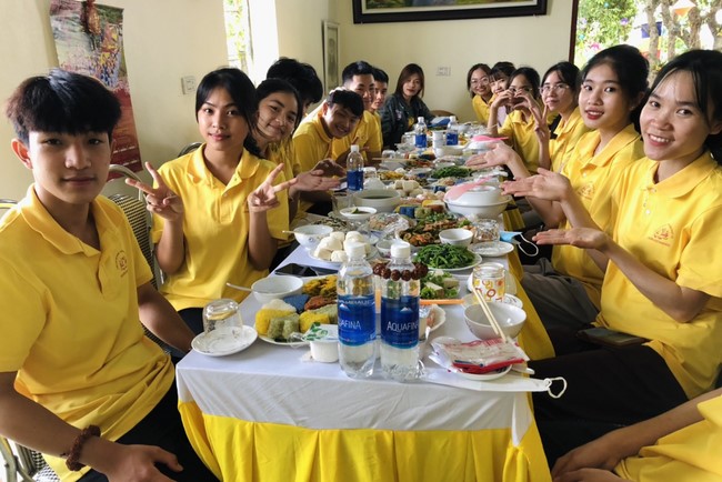 The Buddha’s birthday celebration at Dong Cao pagoda