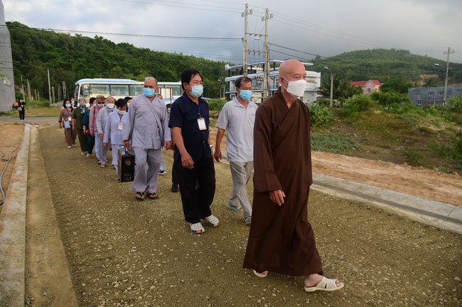 Cúng dường Tam bảo chùa An Sơn, Quảng Ngãi