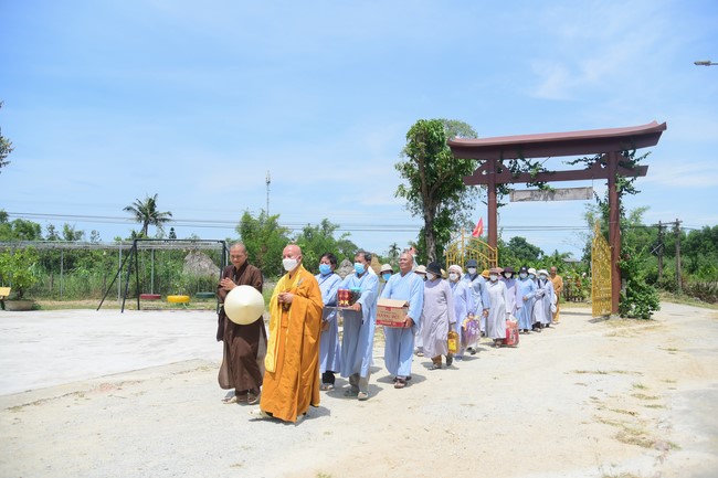 Cúng dường Tam bảo chùa An Sơn, Quảng Ngãi