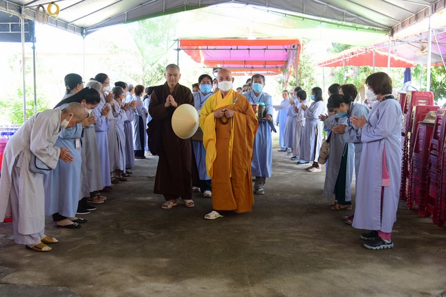 Cúng dường Tam bảo chùa An Sơn, Quảng Ngãi