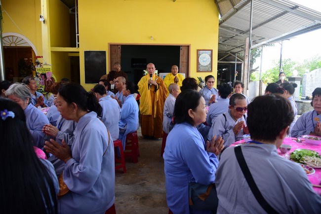 Cúng dường Tam bảo chùa An Sơn, Quảng Ngãi