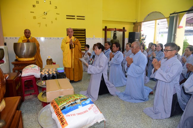 Cúng dường Tam bảo chùa An Sơn, Quảng Ngãi