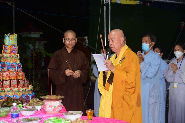 Cúng dường Tam bảo chùa An Sơn, Quảng Ngãi