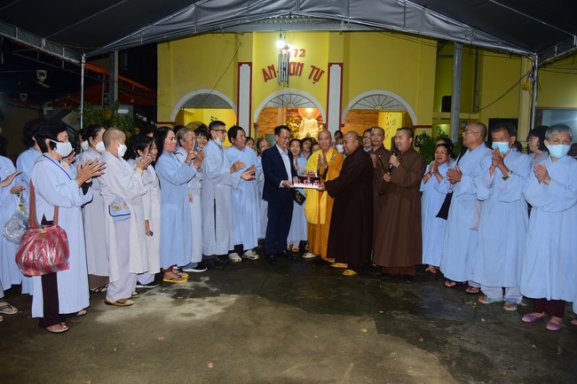 Cúng dường Tam bảo chùa An Sơn, Quảng Ngãi