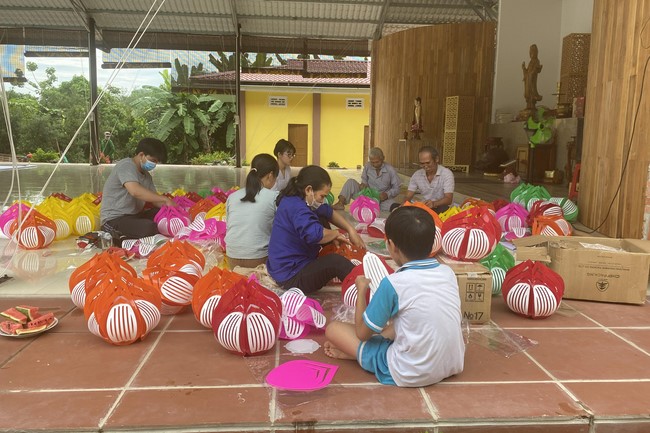 Buddha's Birthday Ceremony at Suoi Phap Pagoda, Tay Ninh