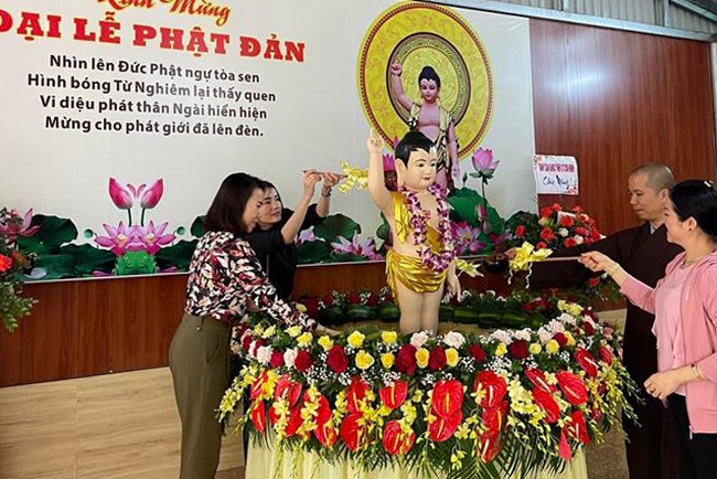 Buddha's Birthday Ceremony at Tieu Dao Pagoda