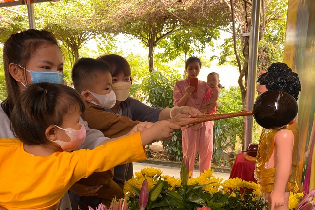 Buddha's Birthday Ceremony at Quang Phap pagoda, Tay Ninh