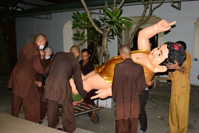 Preparing for the Vesak Great Ceremony of Buddha's Birthday 2022 (part 2)