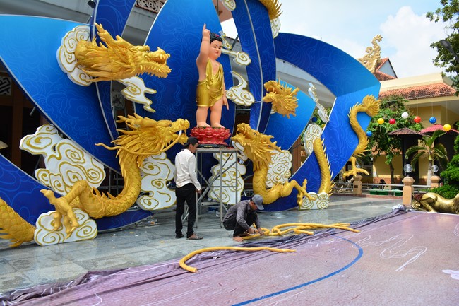 Preparing for the Vesak Great Ceremony of Buddha's Birthday 2022 (part 2)