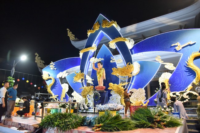 Preparing for the Vesak Great Ceremony of Buddha's Birthday 2022 (part 2)