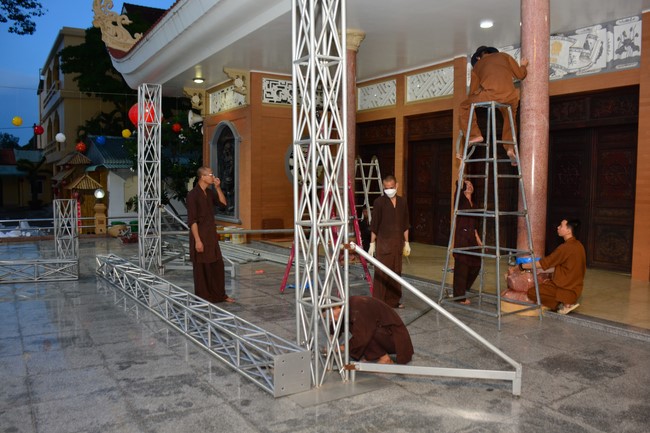 Preparing for the Vesak Great Ceremony of Buddha's Birthday 2022 (part 2)