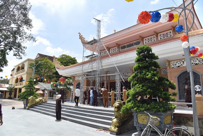 Preparing for the Vesak Great Ceremony of Buddha's Birthday 2022 (part 2)