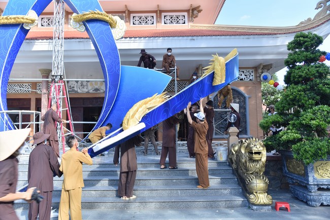 Preparing for the Vesak Great Ceremony of Buddha's Birthday 2022 (part 2)