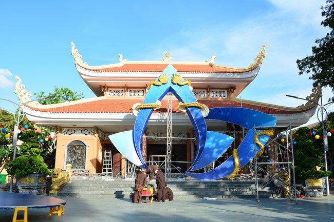 Preparing for the Vesak Great Ceremony of Buddha's Birthday 2022 (part 2)