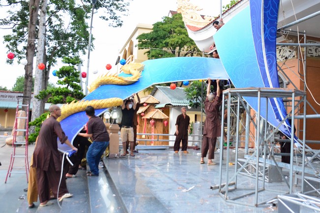 Preparing for the Vesak Great Ceremony of Buddha's Birthday 2022 (part 2)