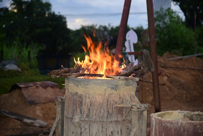 Lễ Sái Tịnh đúc chuông và tặng quà Quảng Ngãi