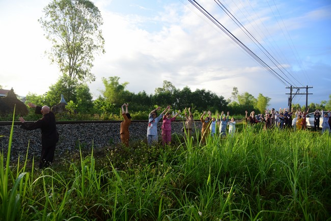 Lễ Sái Tịnh đúc chuông và tặng quà Quảng Ngãi