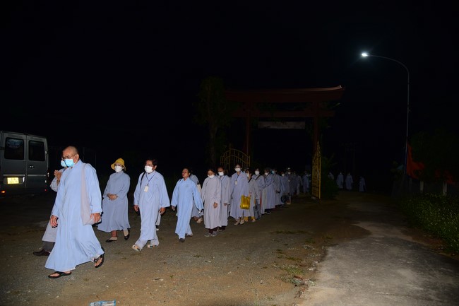 Lễ Sái Tịnh đúc chuông và tặng quà Quảng Ngãi