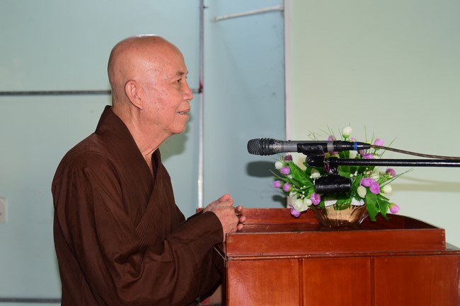 Lễ Sái Tịnh đúc chuông và tặng quà Quảng Ngãi