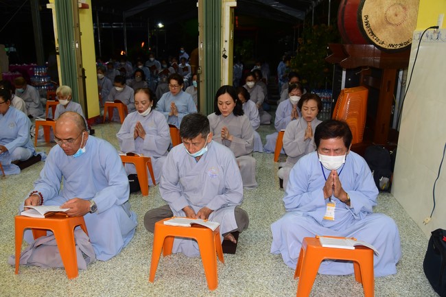 Lễ Sái Tịnh đúc chuông và tặng quà Quảng Ngãi