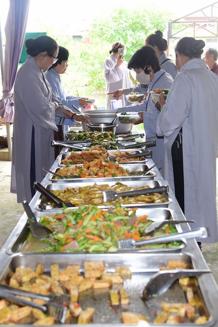 Cúng dường Tam bảo chùa Đống Cao, Thanh Hóa