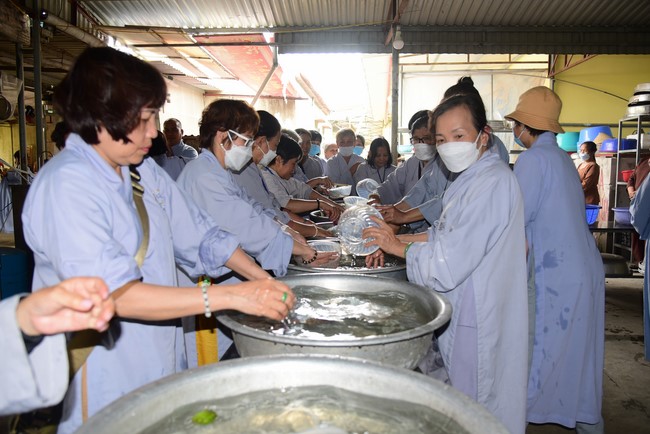 Cúng dường Tam bảo chùa Đống Cao, Thanh Hóa