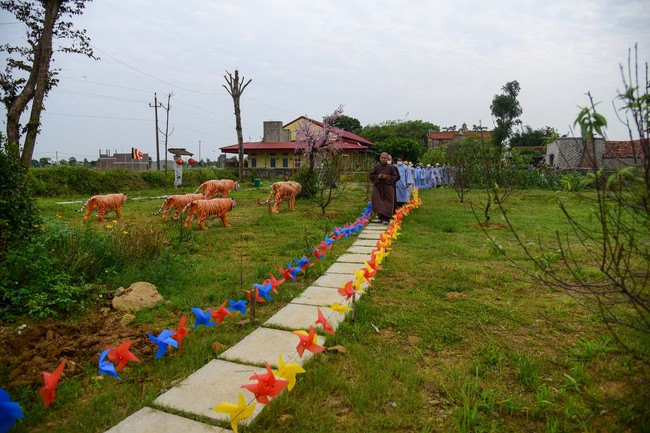 Cúng dường Tam bảo chùa Đống Cao, Thanh Hóa