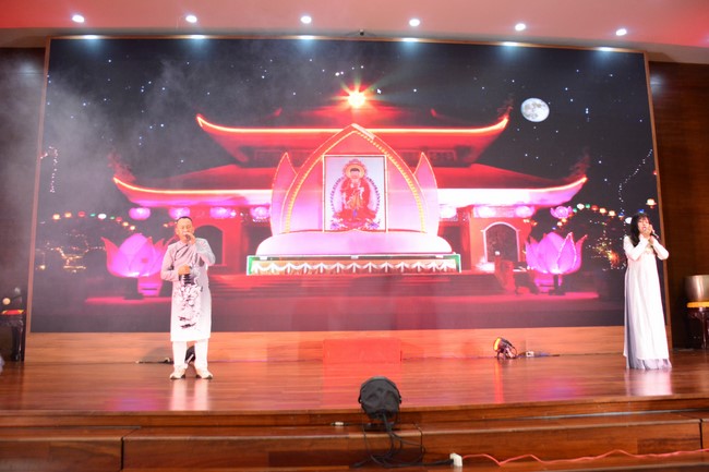 Performance night to celebrate Buddha's birthday