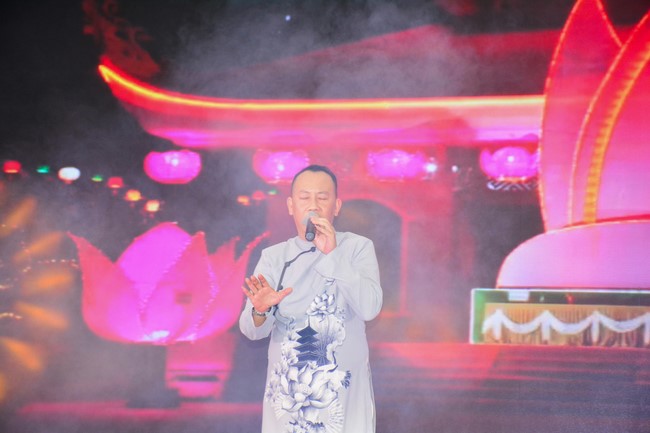 Performance night to celebrate Buddha's birthday