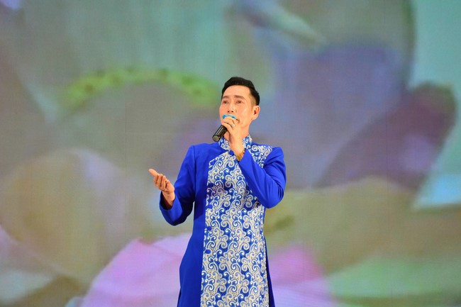 Performance night to celebrate Buddha's birthday