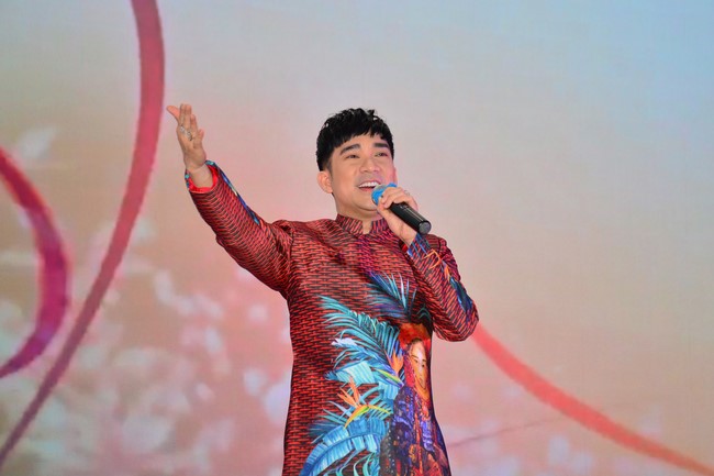 Performance night to celebrate Buddha's birthday