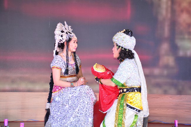 Performance night to celebrate Buddha's birthday