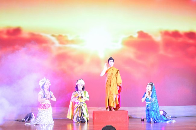 Performance night to celebrate Buddha's birthday