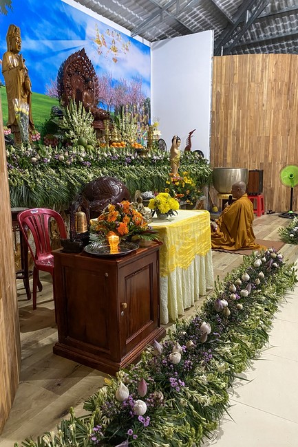 Chùa Suối Pháp: Lễ sám hối định kỳ